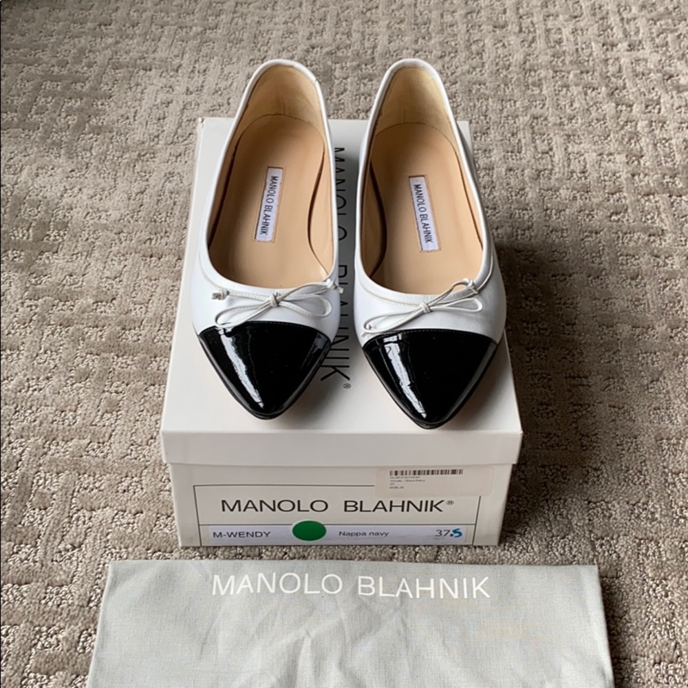 Manolo Blahnik Wendy flats
